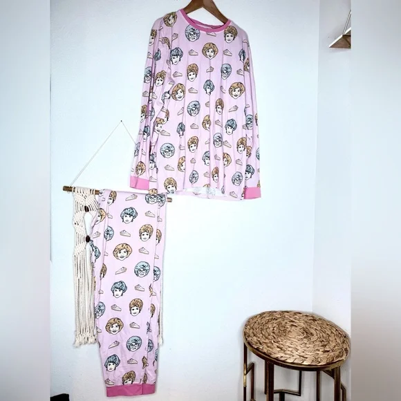Cakeworthy Golden girls pajama set sz XL Women's Pink Print Pajamas PJ - Picture 5 of 7